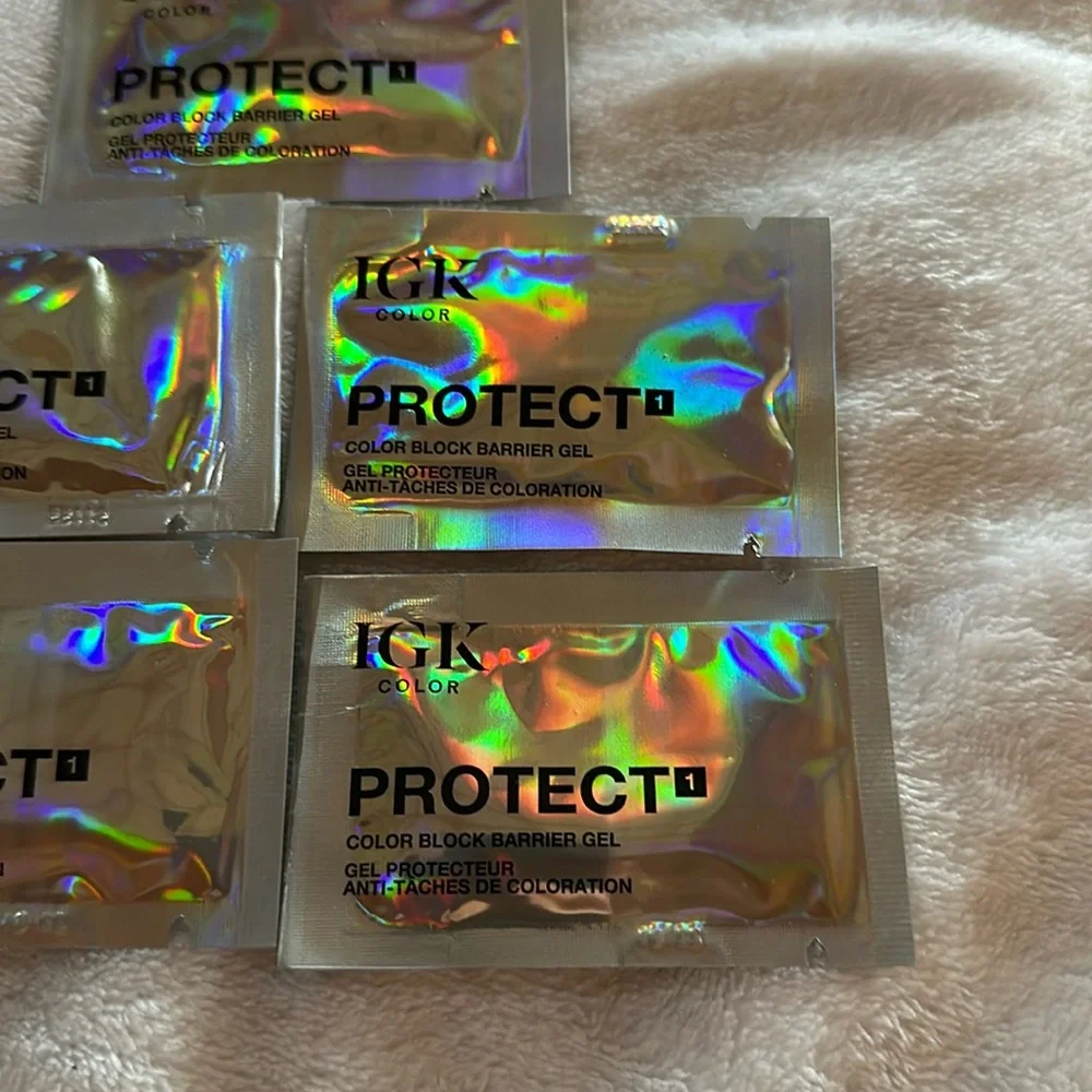 IGK Protect Color Block Barrier Gel Packets